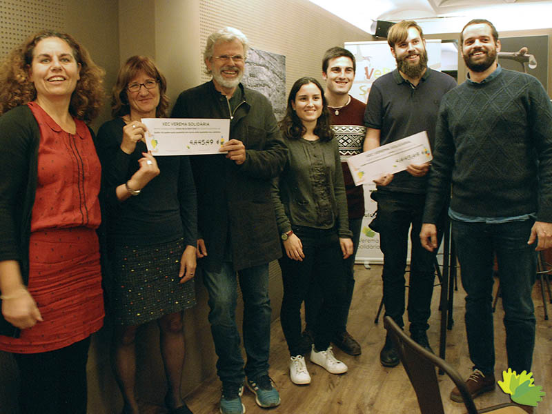 Amics de la Gent Gran Garraf i Càritas Falset reben el donatiu de Verema Solidària 2018